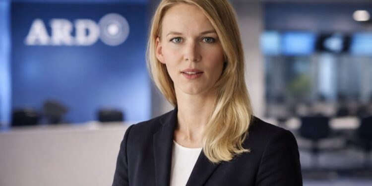 Julie Kurz